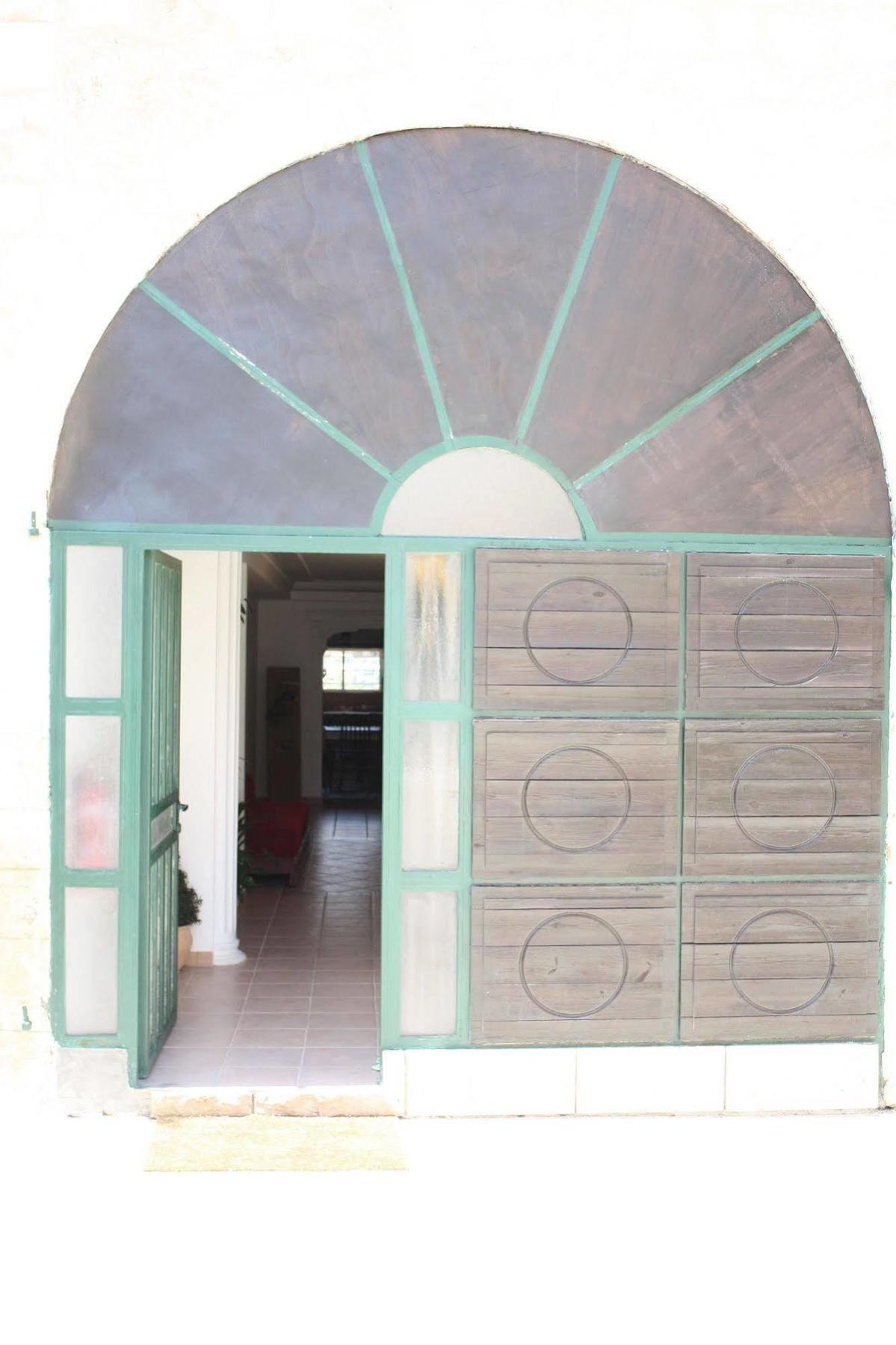 Al Yakhour Hostel Haifa Exterior photo